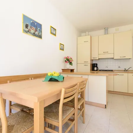 Charming Semi-detached In Lignano Villa