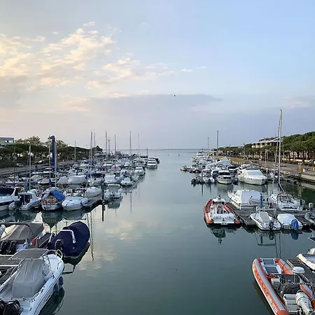 Charming Semi-detached In Lignano